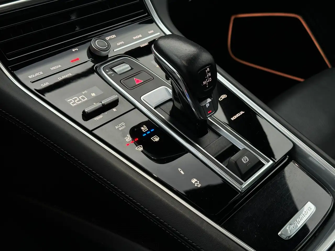Porsche Panamera - 11