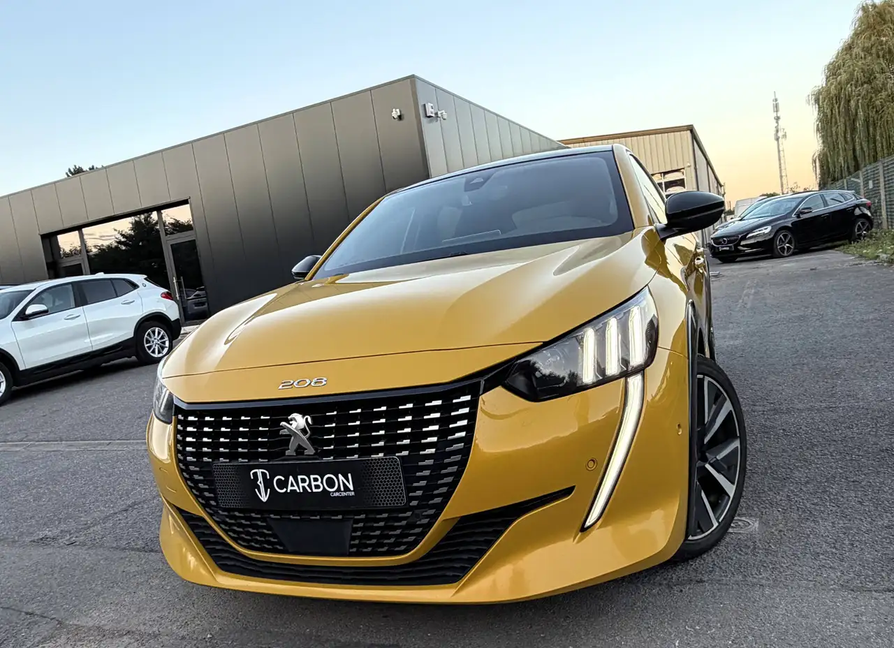 Peugeot 208 - 2