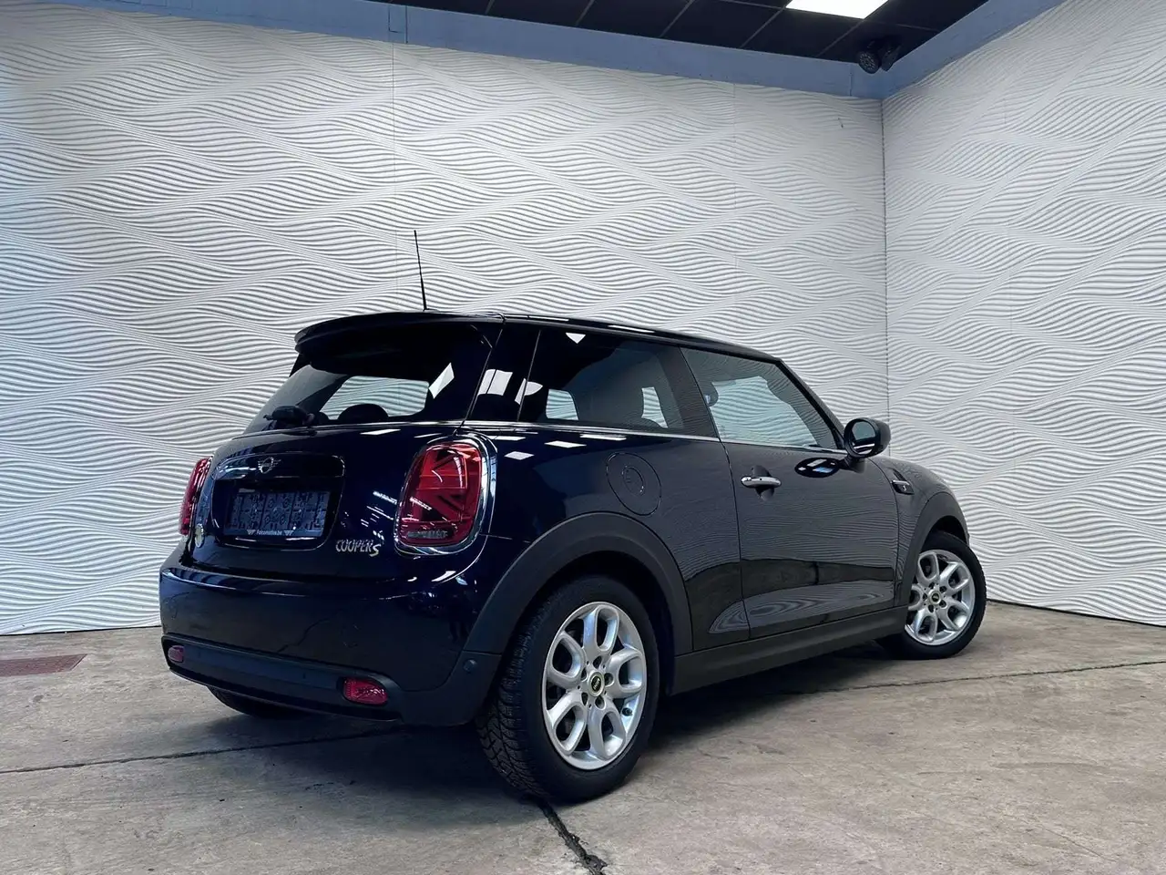 MINI Cooper SE Countryman - 8