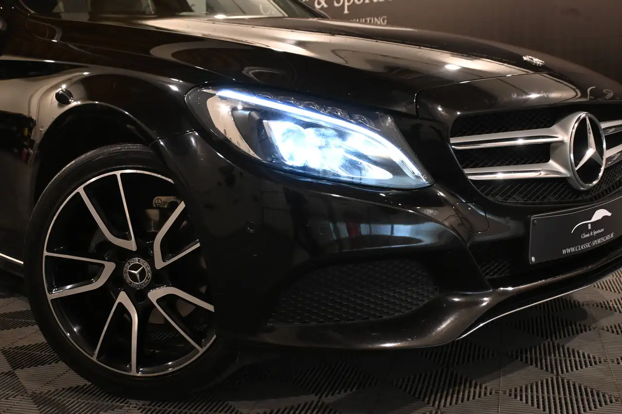 Mercedes-Benz C 180 - 3
