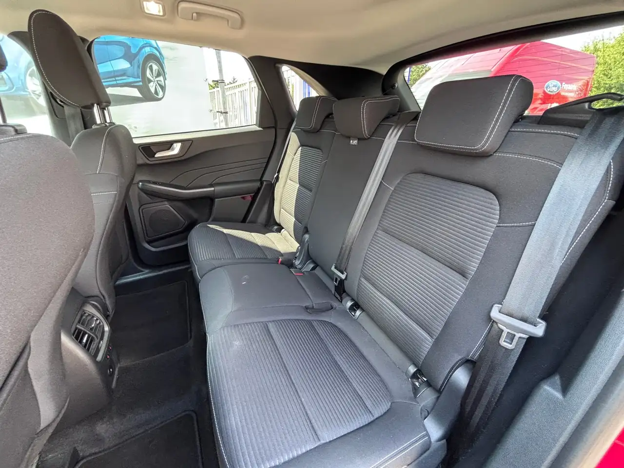 Ford Kuga - 12