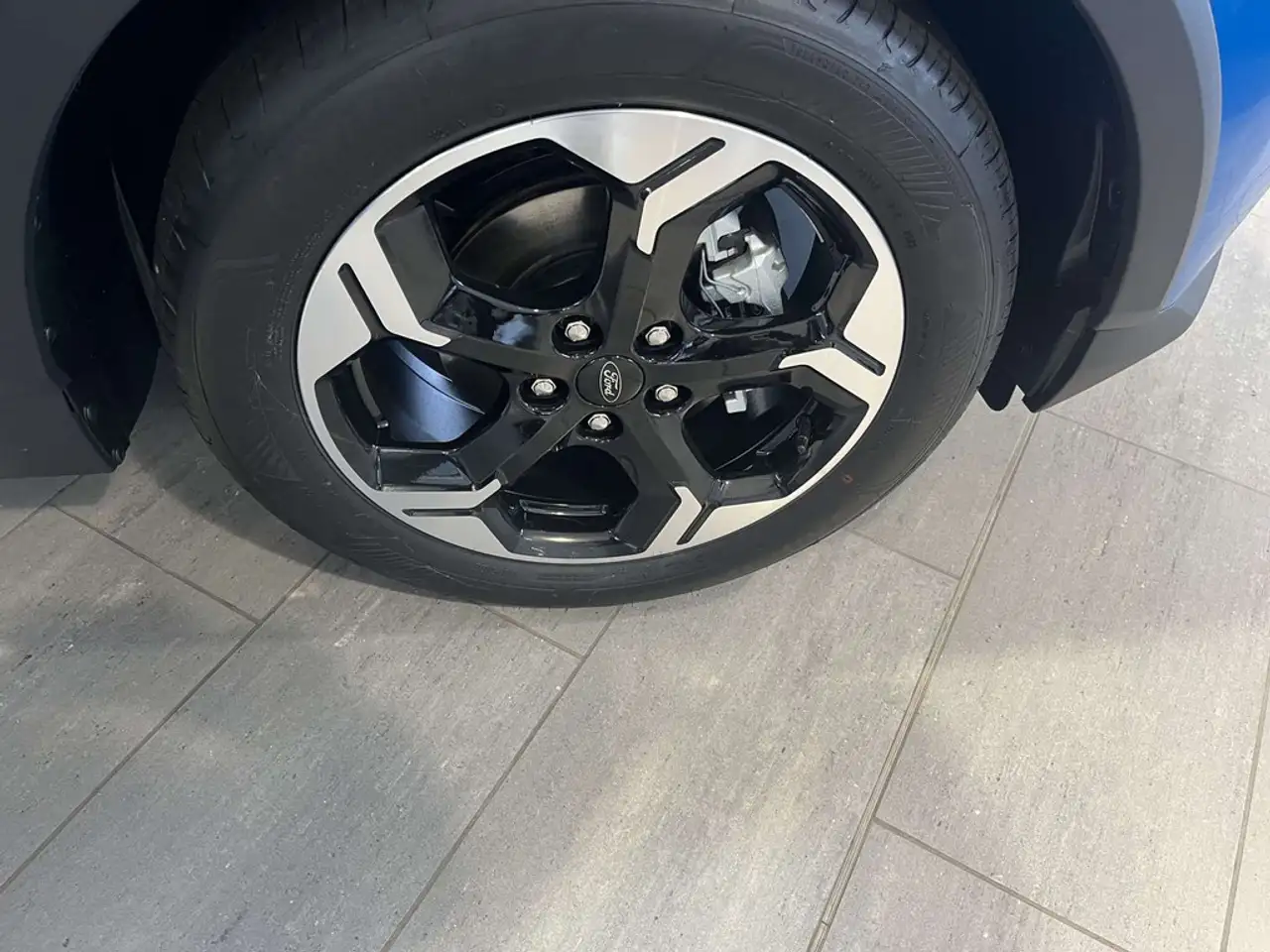 Ford Transit Courier - 6