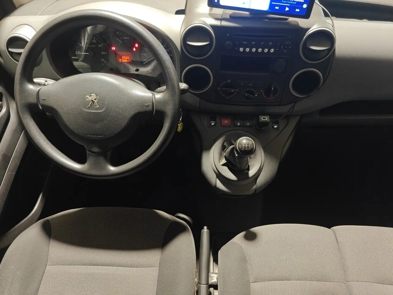 Peugeot Partner - 8