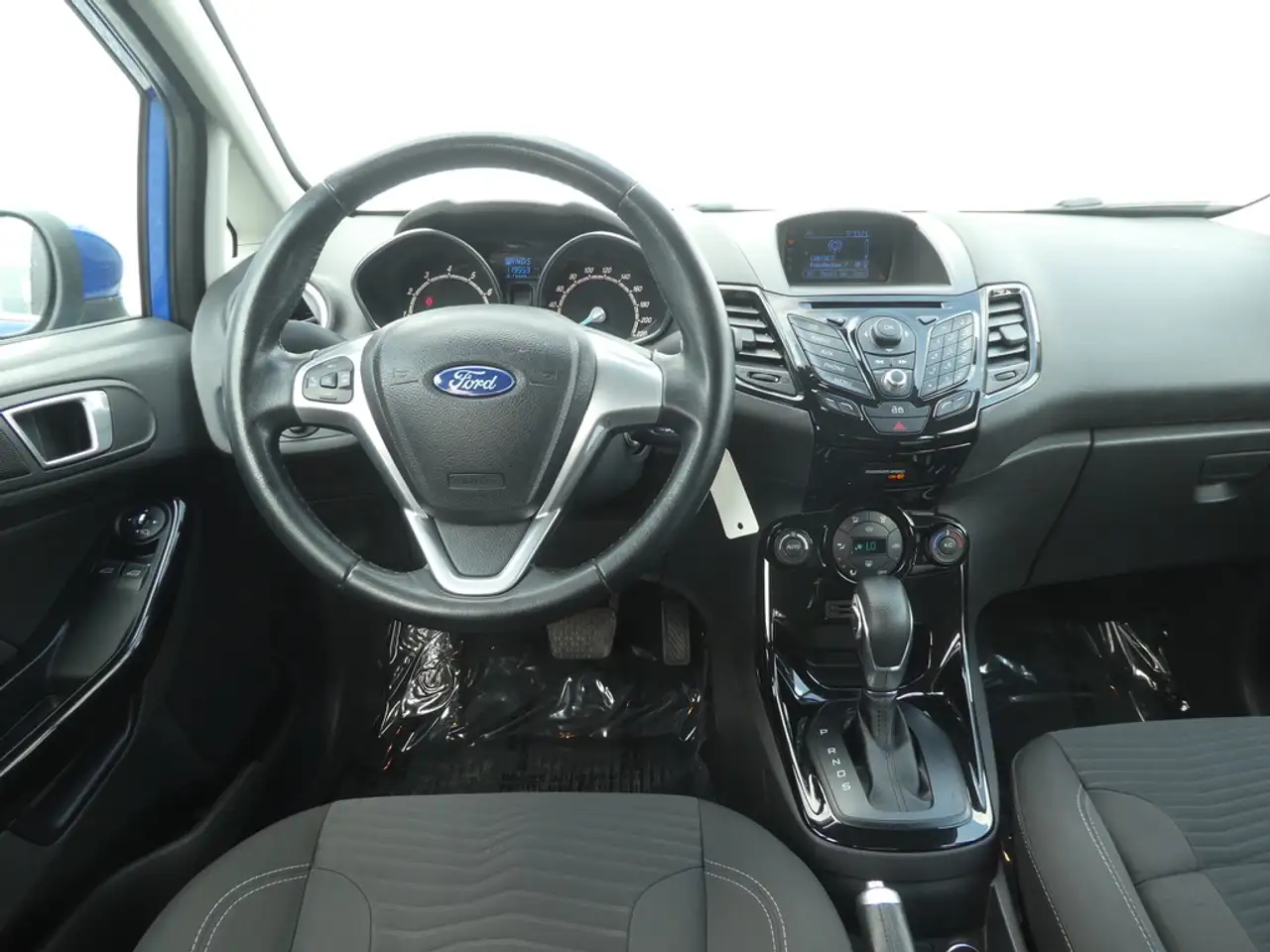 Ford Fiesta - 7