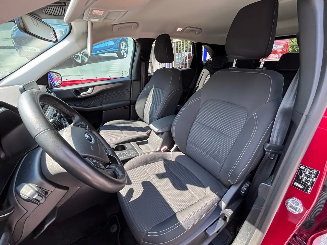 Ford Kuga - 11