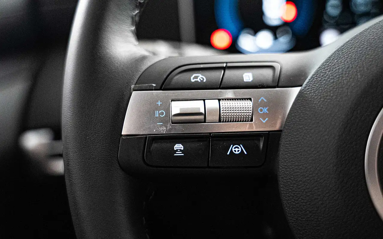 Hyundai TUCSON - 11