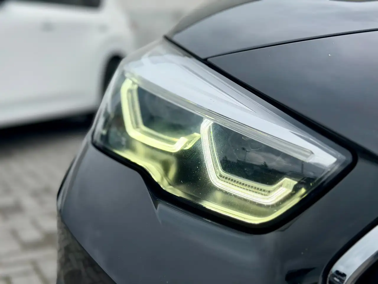 BMW 218 - 12
