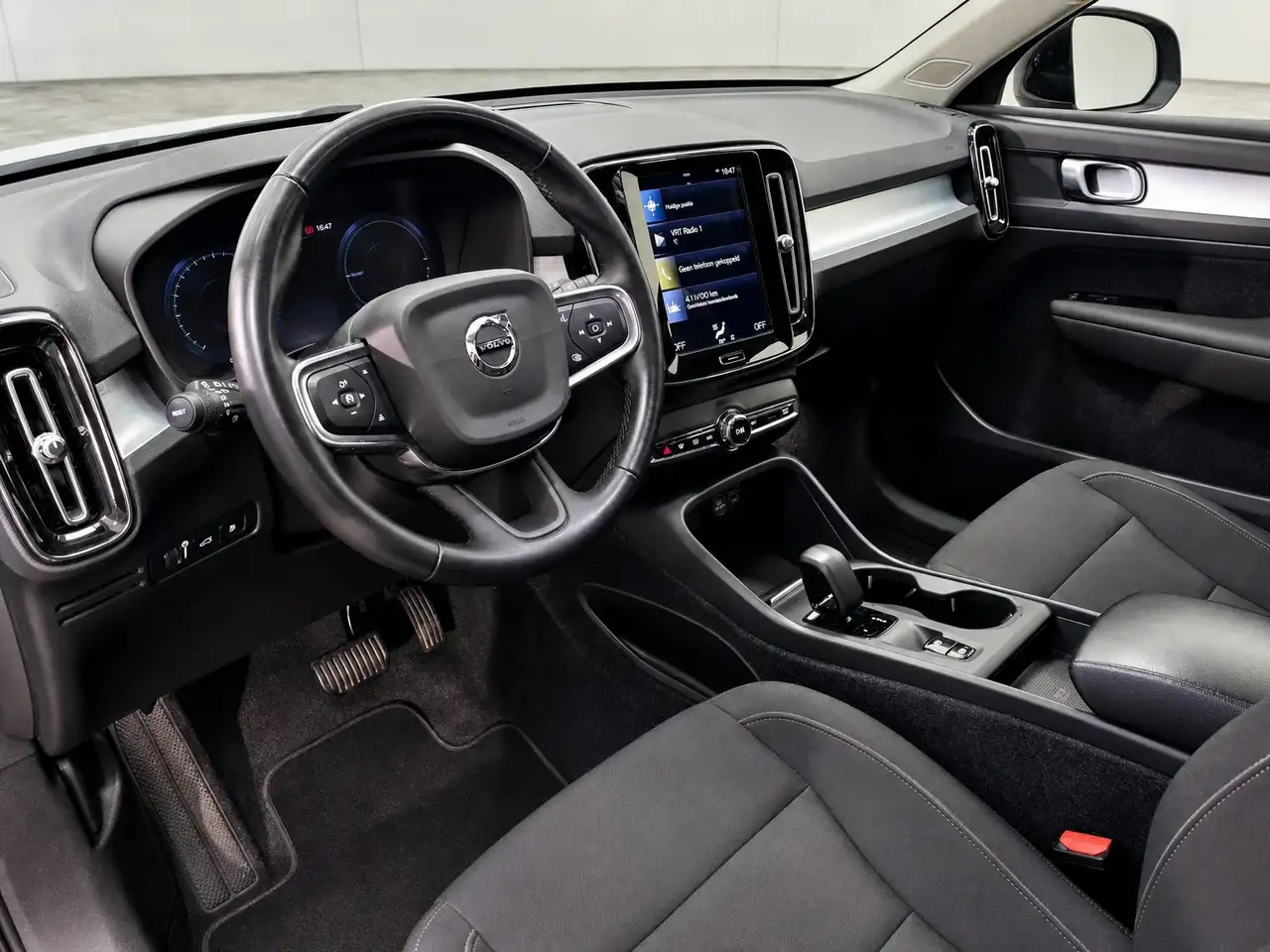 Volvo XC40 - 11