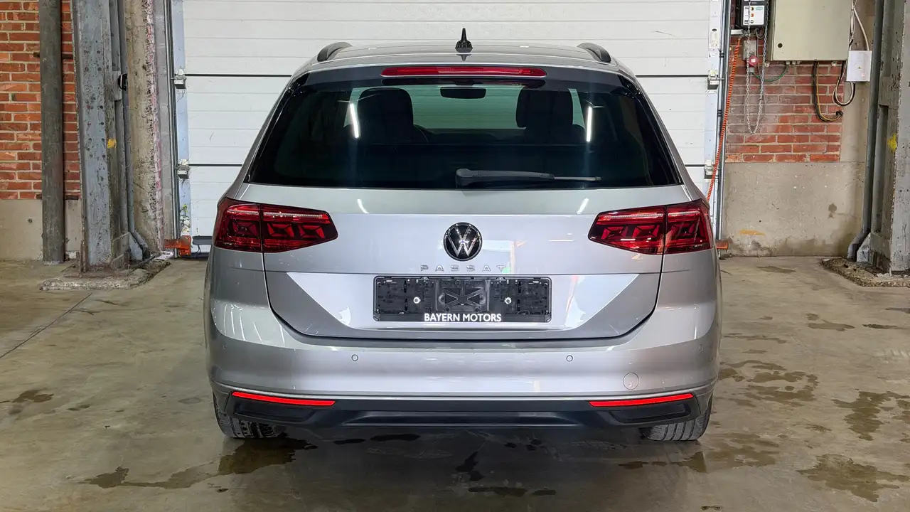 Volkswagen Passat Variant - 6