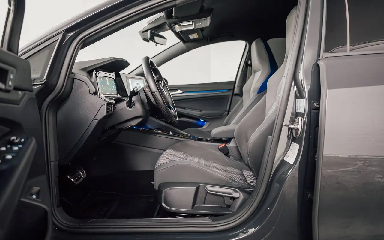 Volkswagen Golf GTE - 8