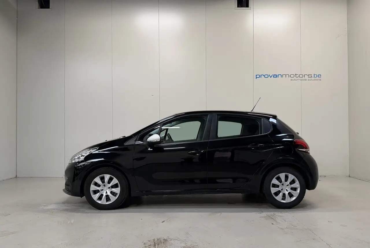 Peugeot 208 - 7