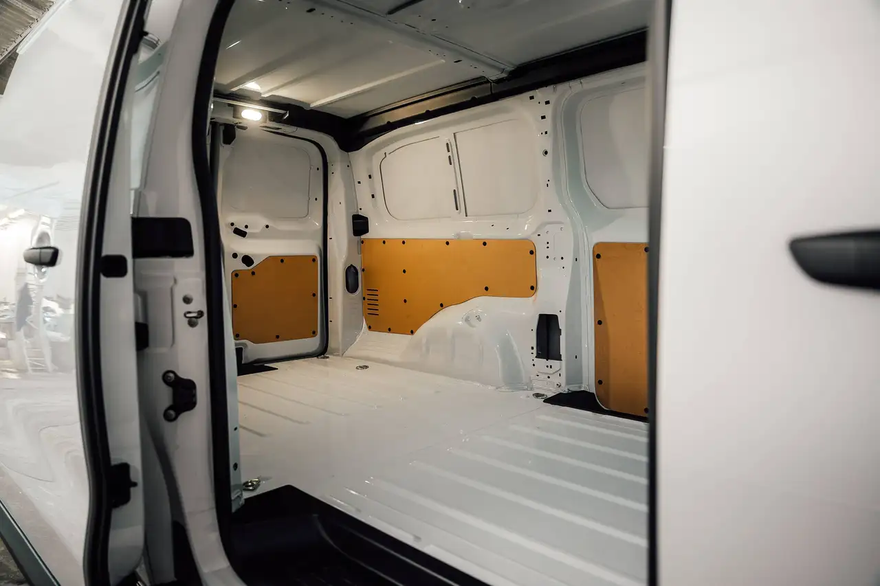 Opel Vivaro - 8