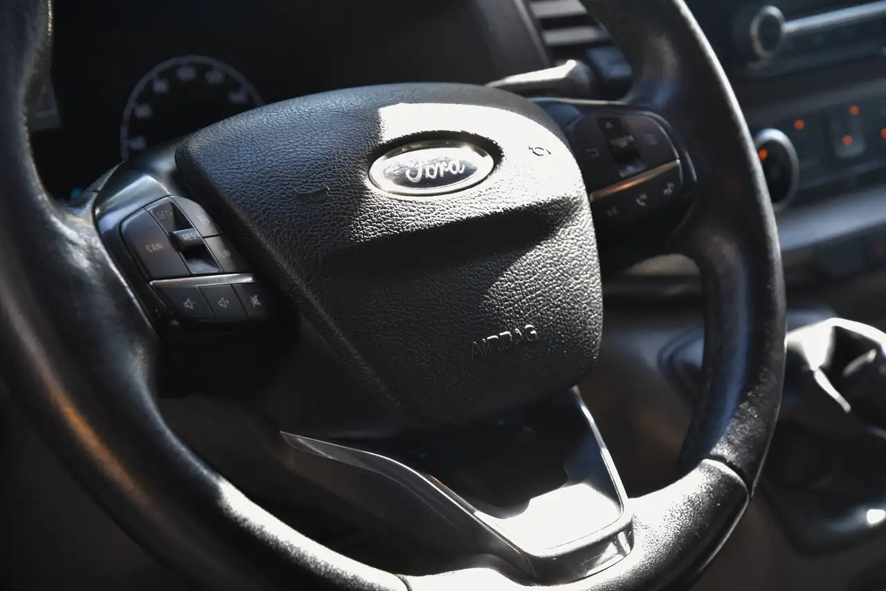 Ford Transit - 11