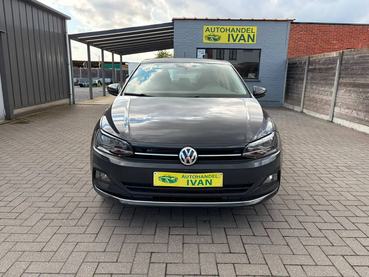 Volkswagen Polo - 3