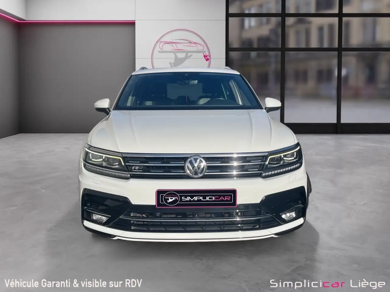 Volkswagen Tiguan - 2