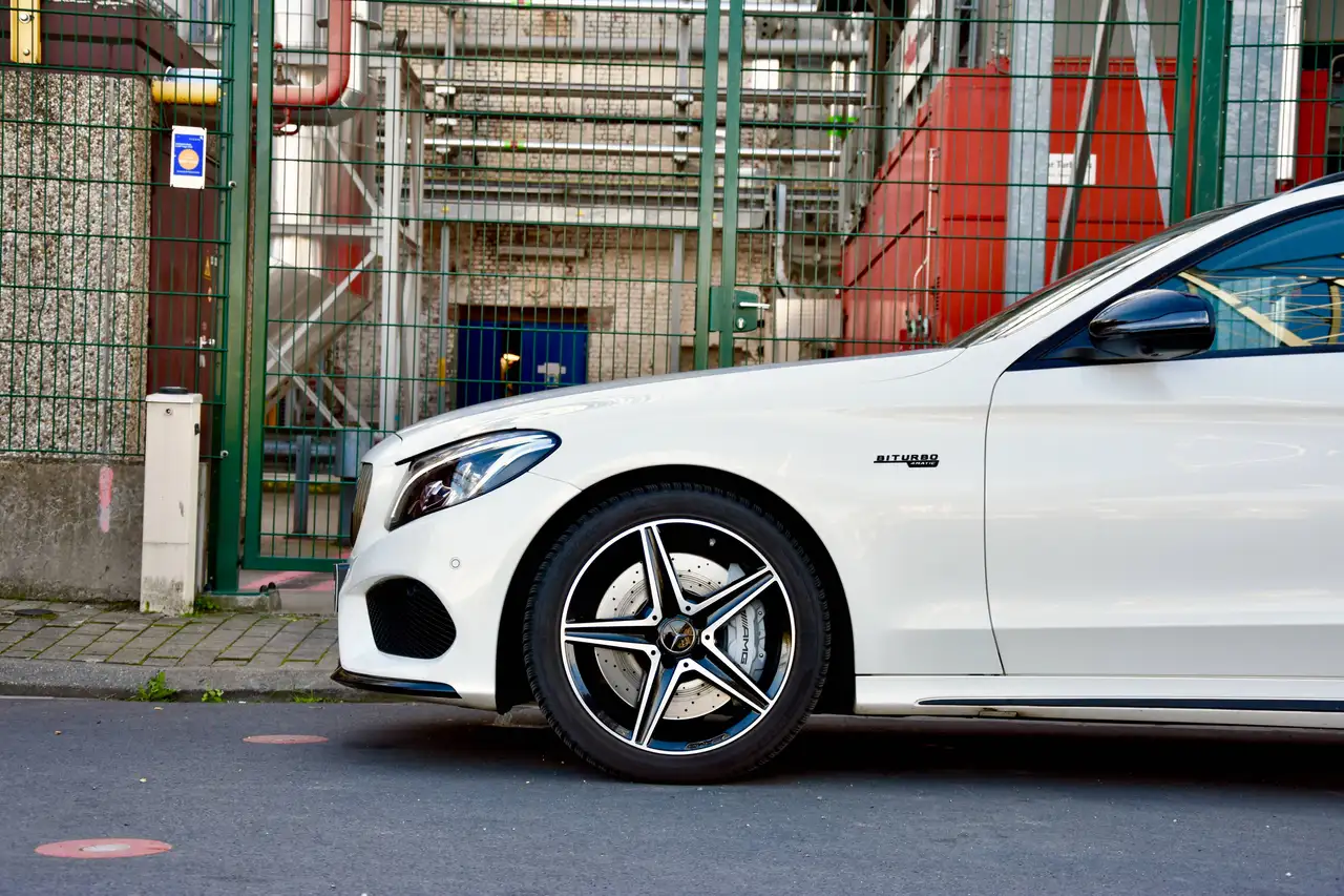 Mercedes-Benz C 43 AMG - 3
