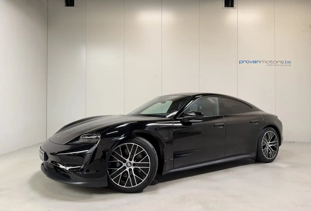 Porsche Taycan - 4