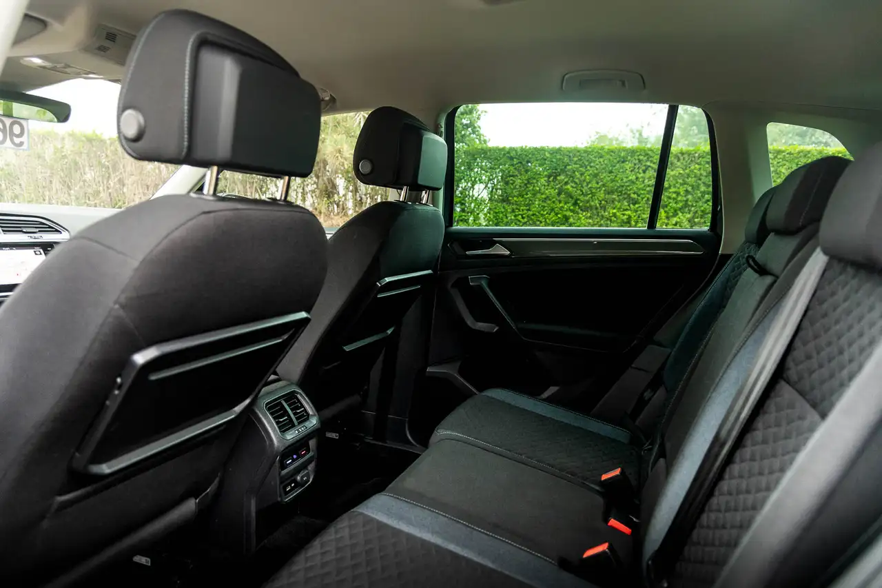 Volkswagen Tiguan - 7