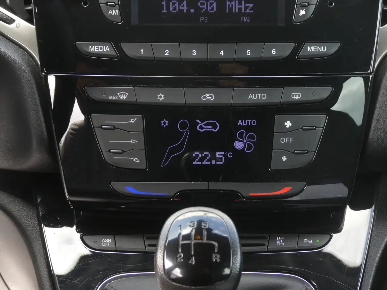 Lancia Ypsilon - 11