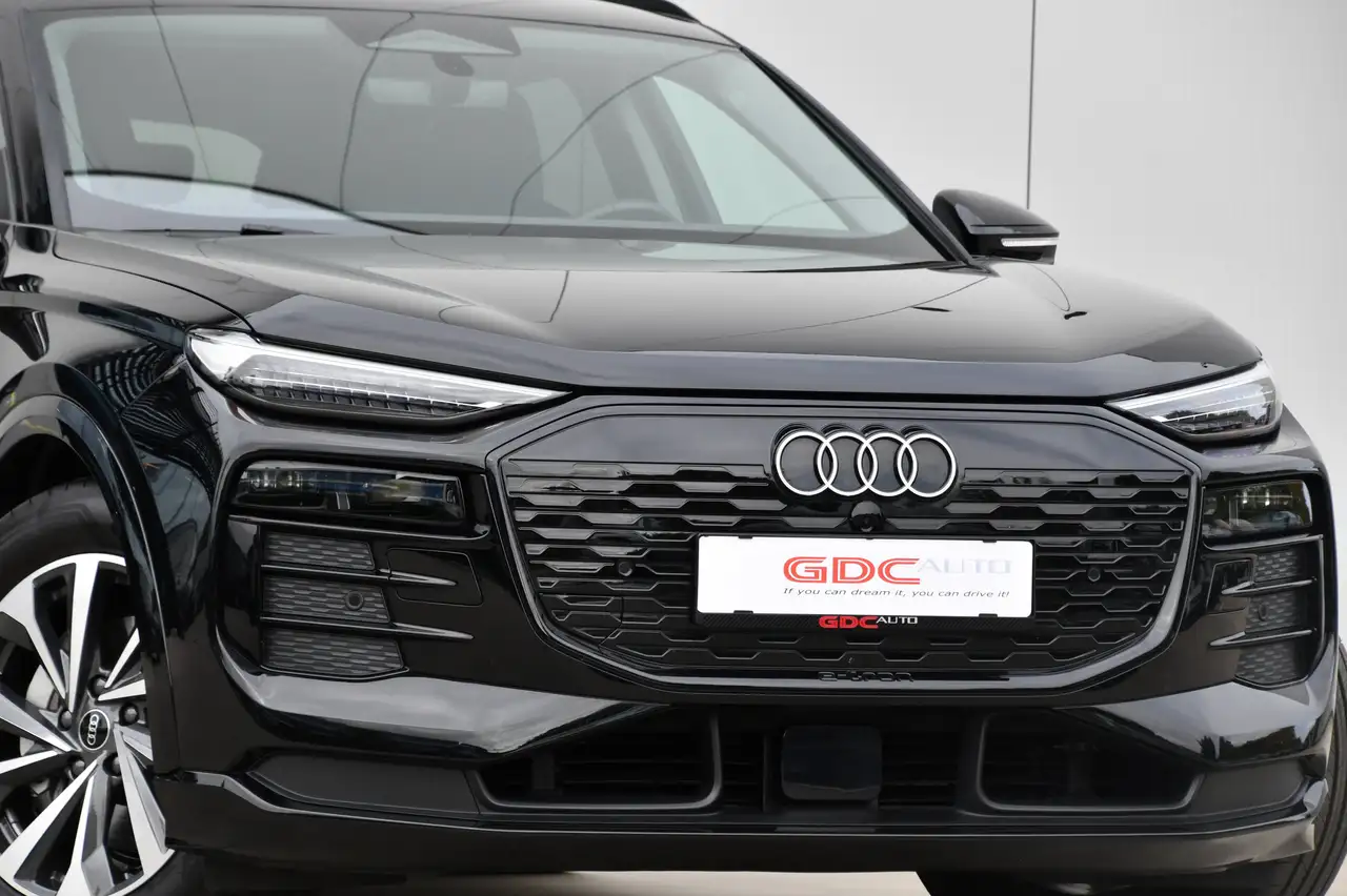 Audi Q6 e-tron - 4