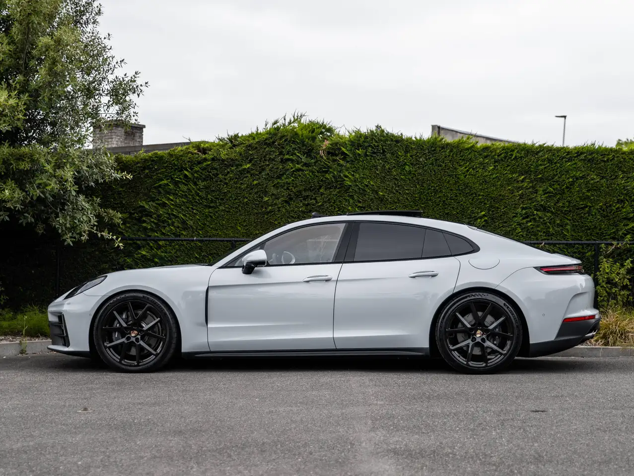 Porsche Panamera - 3