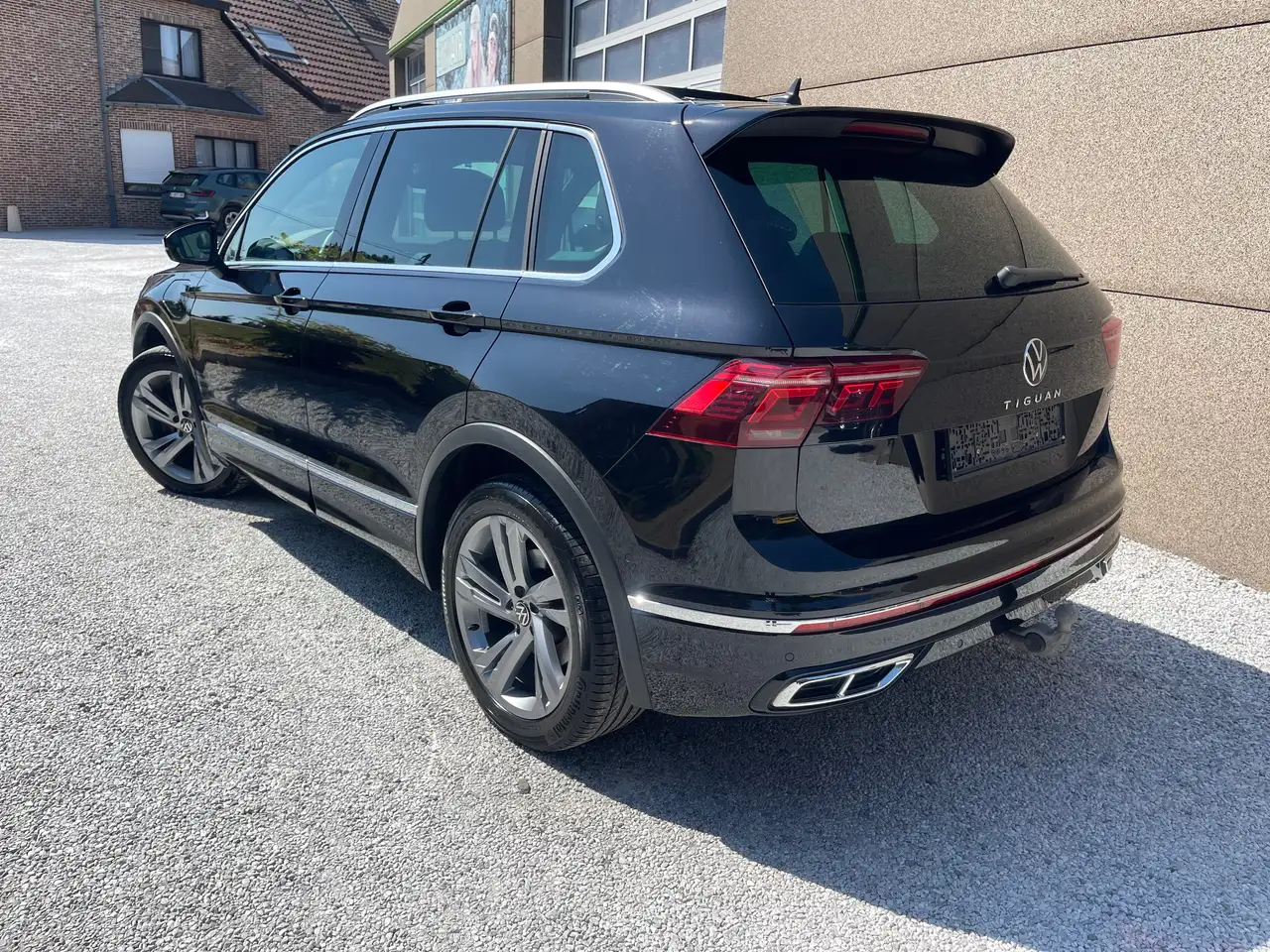 Volkswagen Tiguan - 4