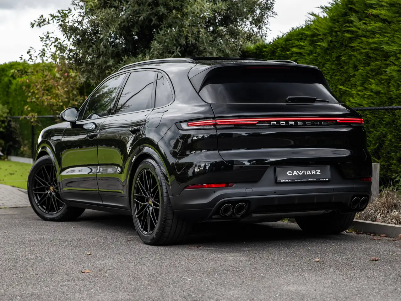 Porsche Cayenne - 2