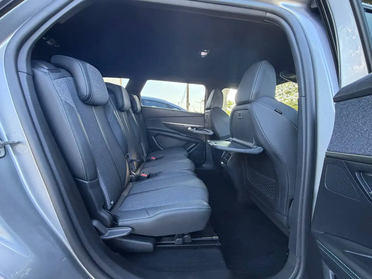 Peugeot 5008 - 11