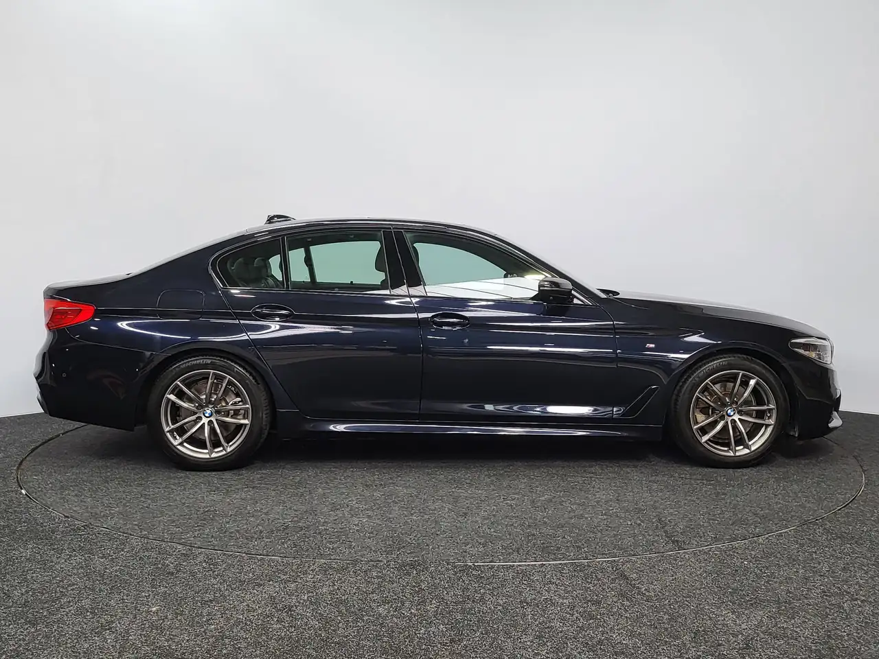 BMW 520 - 7