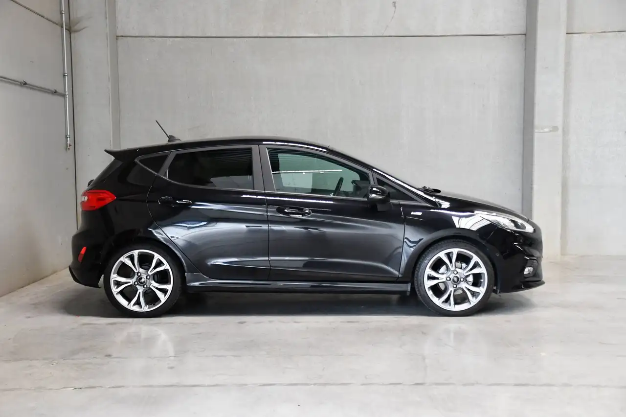 Ford Fiesta - 9