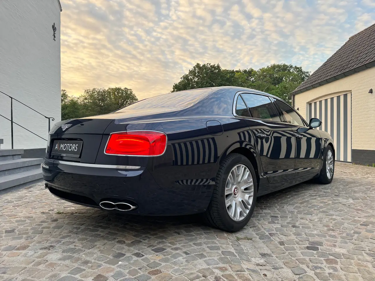 Bentley Flying Spur - 5