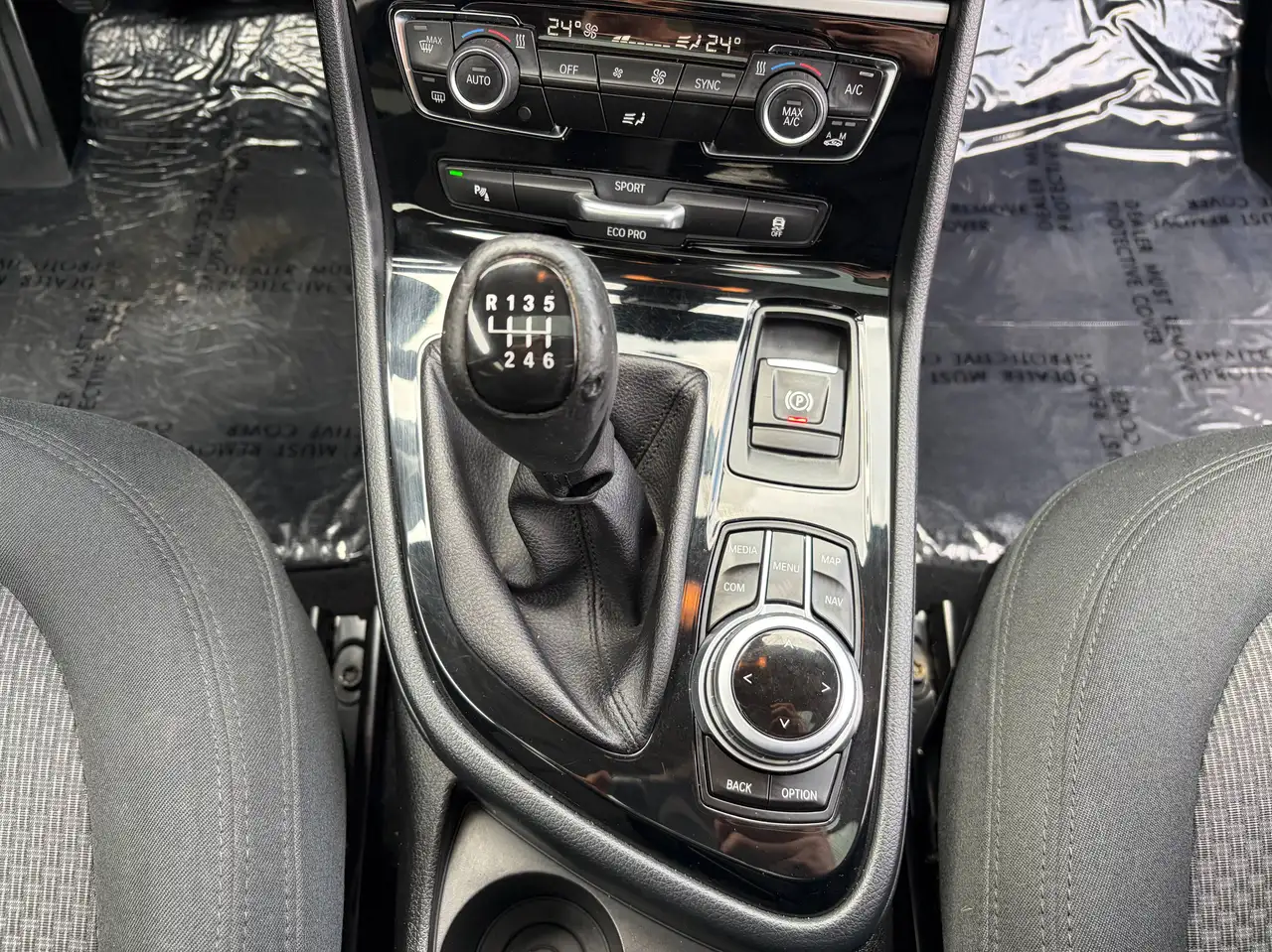 BMW 218 - 11