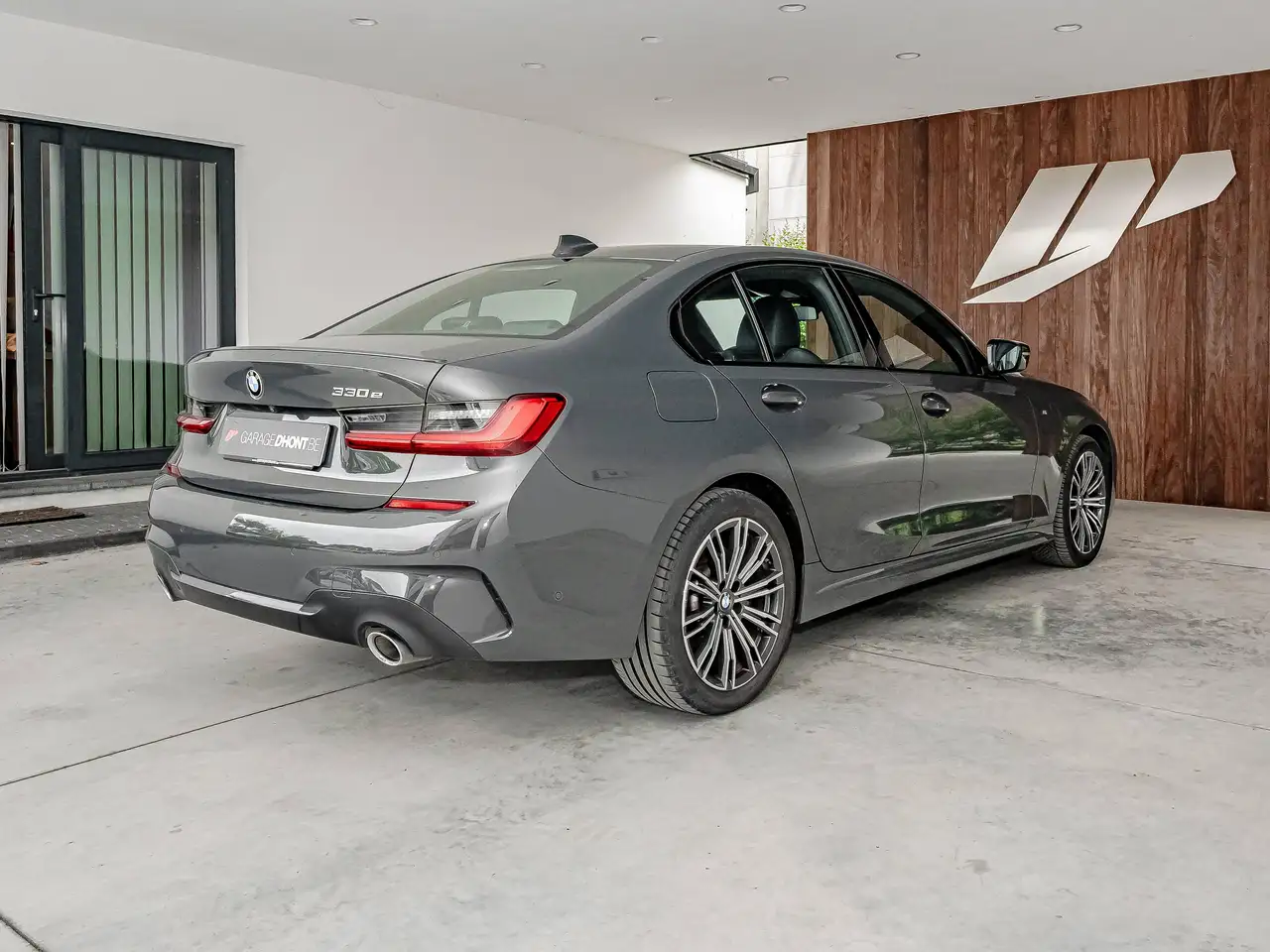BMW 330 - 8