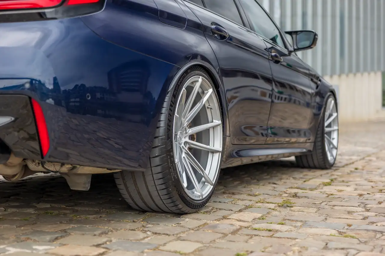 BMW M5 - 11