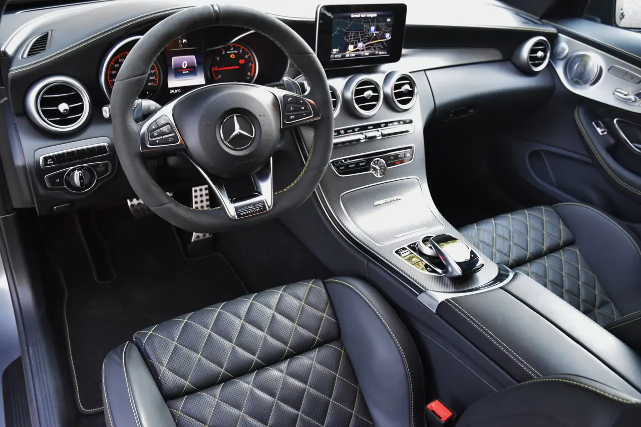 Mercedes-Benz C 63 AMG - 4