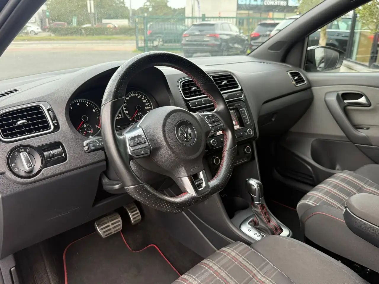 Volkswagen Polo GTI - 9