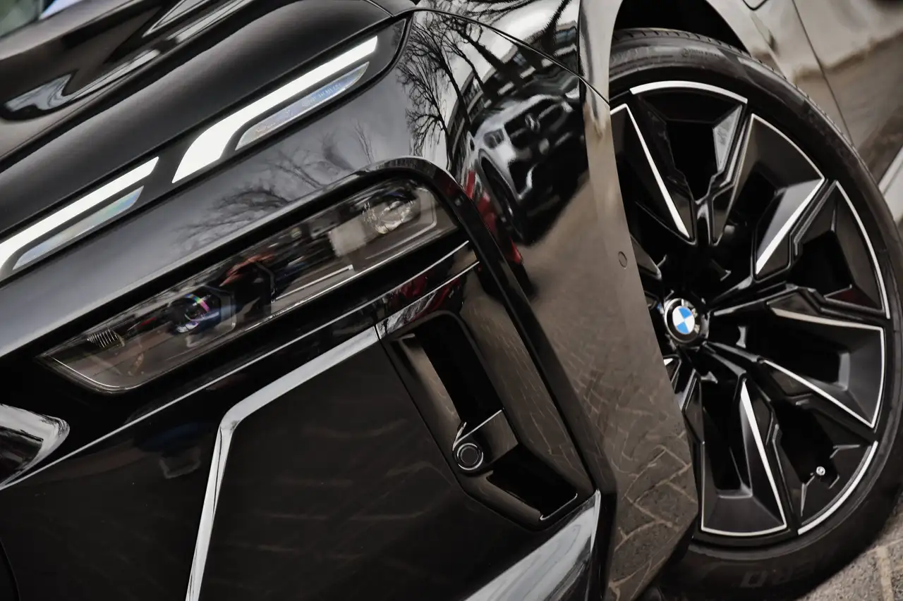 BMW 760 - 7