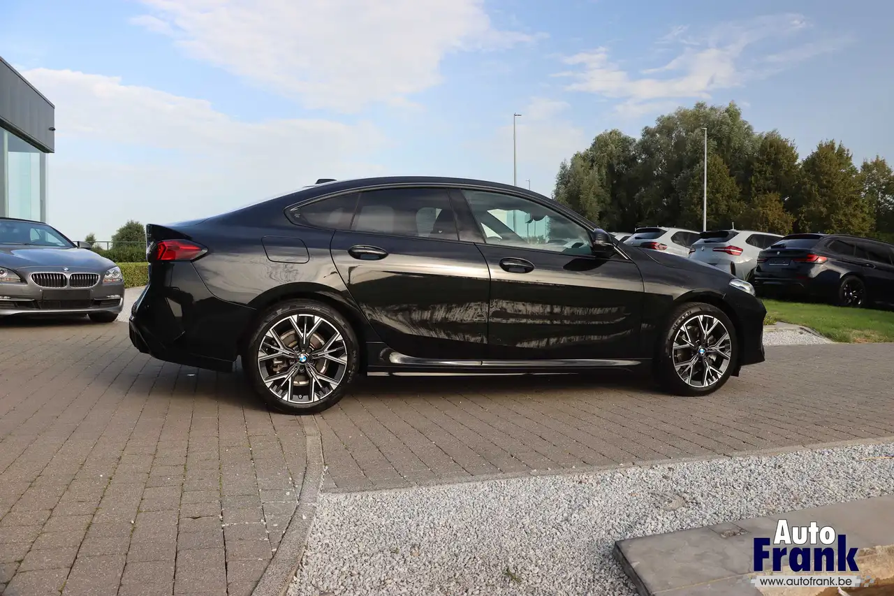 BMW 220 - 8