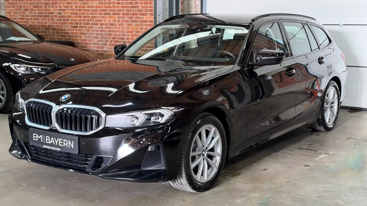 BMW 318 - 12