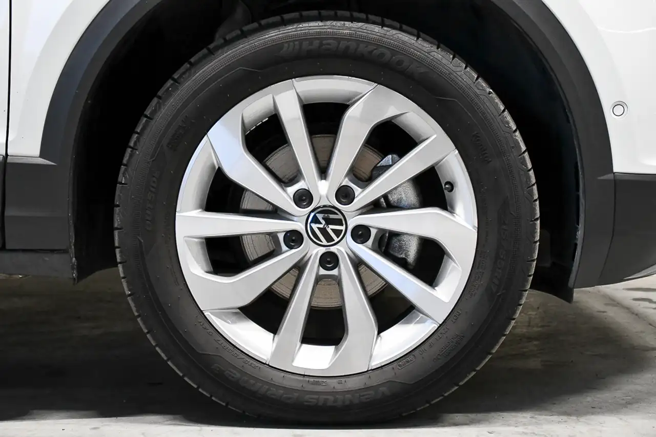Volkswagen T-Roc - 9
