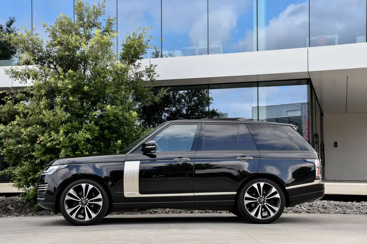 Land Rover Range Rover - 11