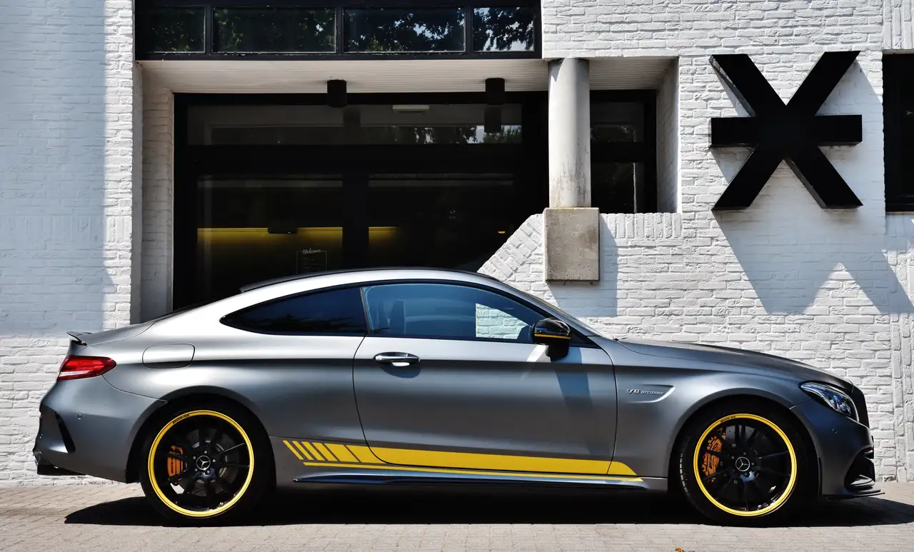 Mercedes-Benz C 63 AMG - 3