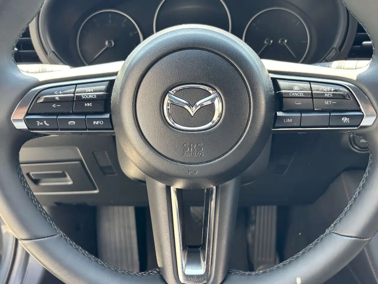Mazda 3 - 11