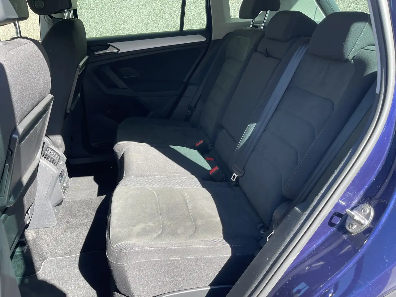 Volkswagen Tiguan - 9
