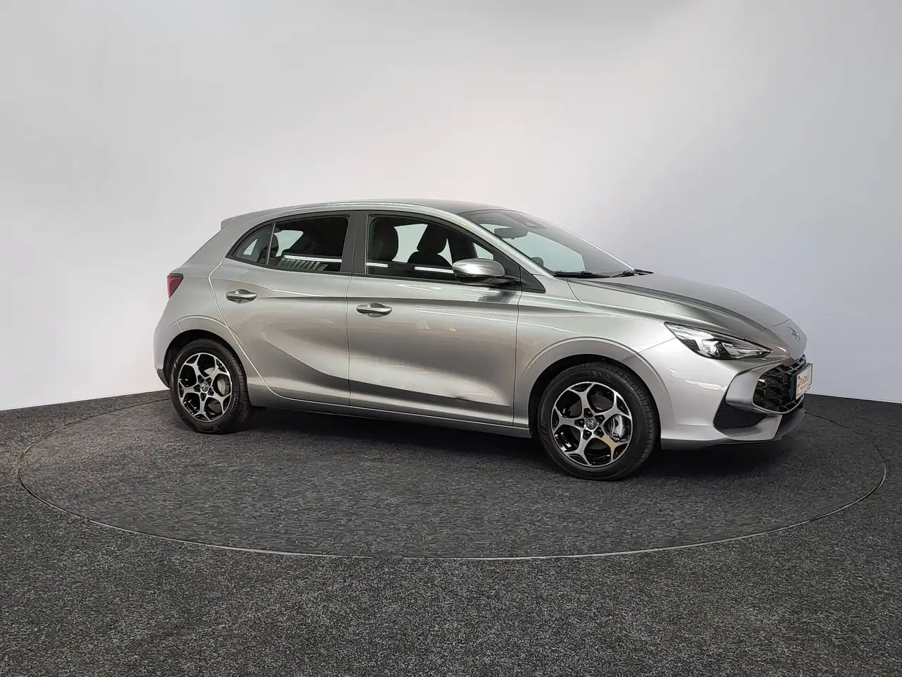 MG MG3 - 8