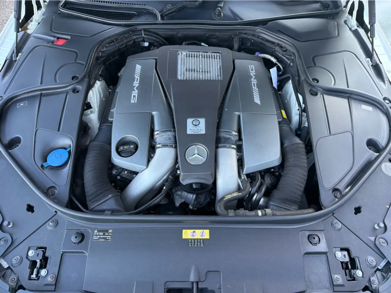 Mercedes-Benz S 63 AMG - 10