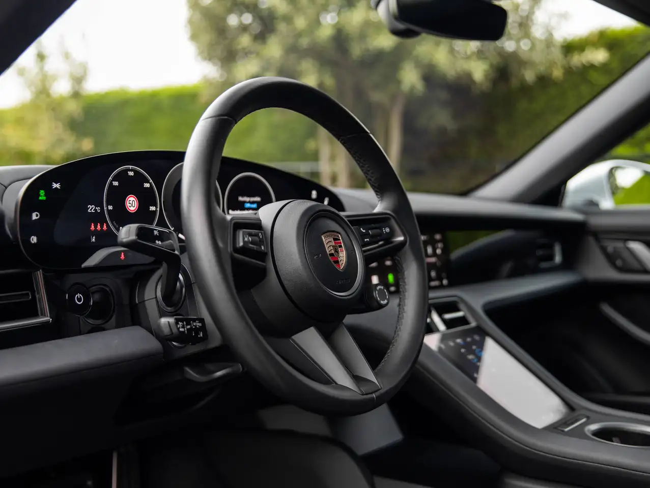 Porsche Taycan - 7