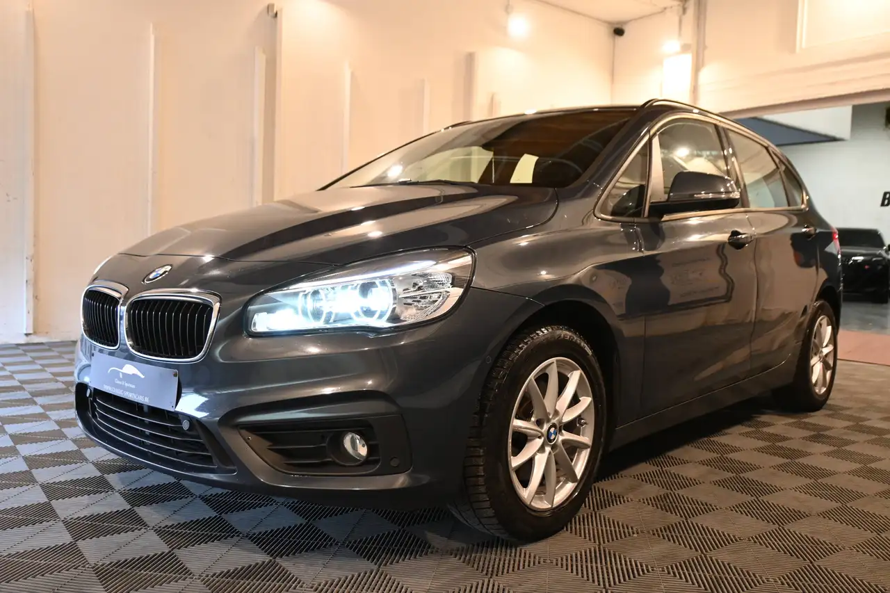 BMW 216 - 5