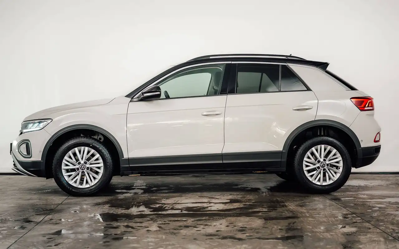 Volkswagen T-Roc - 2