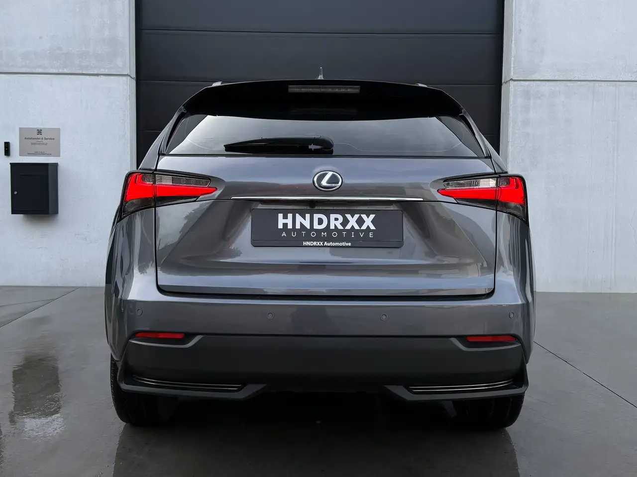Lexus NX 300h - 4